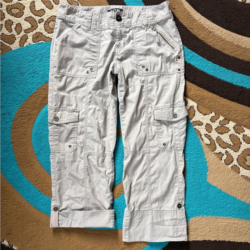 Apt. 9 Light Khaki Cargo Capris - Picture 3 of 11